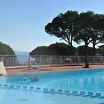 The Poet Bay - With Pool Apartamento Rapallo